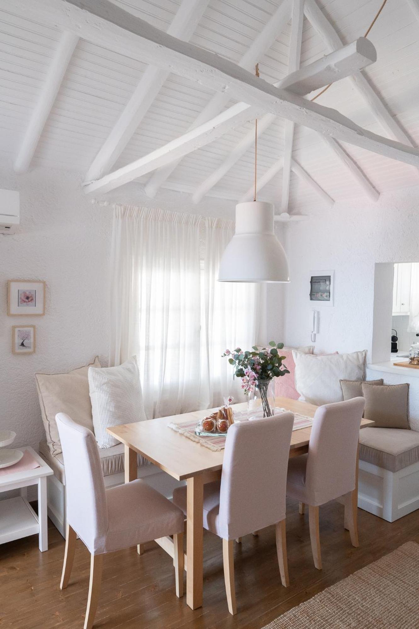 Pouletis Family Apartments - Akroyali Seaview Getaways Kalamata Room photo